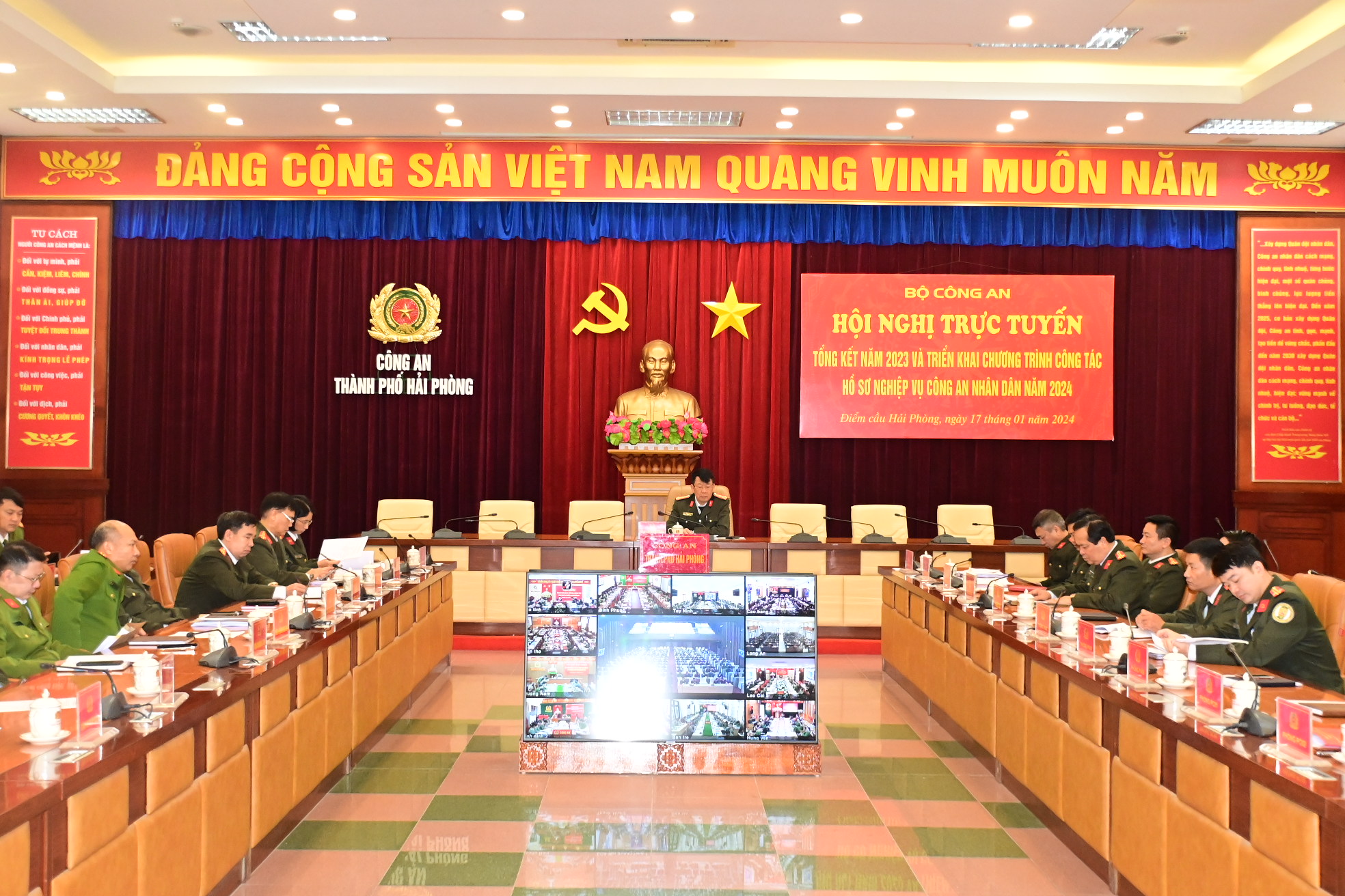 Đẩy mạnh nghiên cứu, ứng dụng khoa học kỹ thuật trong công tác hồ sơ nghiệp vụ